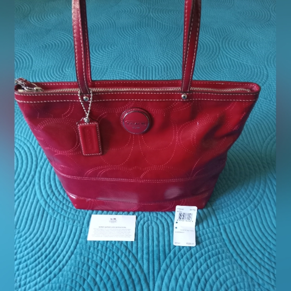 Coach Red F15142 Patent Leather Signature Tote Handbag Purse Zip Top Closure
